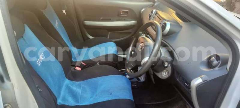 Big with watermark toyota ist zambia lusaka 37901