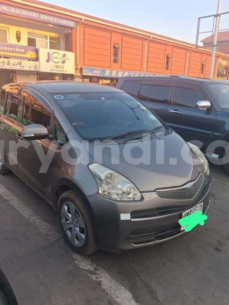 Big with watermark toyota ractis zambia lusaka 37902