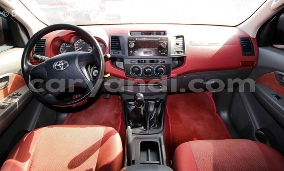 Nunua Imported Toyota Hilux Nyekundu Gari ndani ya Import - Dubai nchini Zambia Nunua Imported Toyota Hilux Nyekundu Gari ndani ya Import - Dubai nchini Zambia