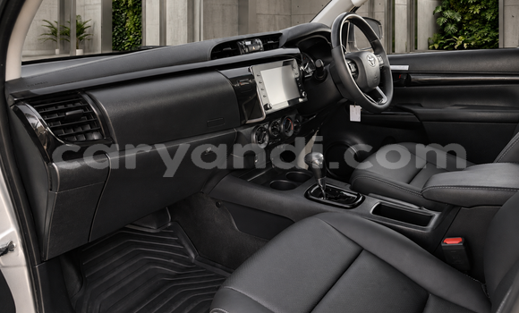 Buy Used Toyota Hilux Silver Car in Lusaka in Zambia Buy Used Toyota Hilux Silver Car in Lusaka in Zambia