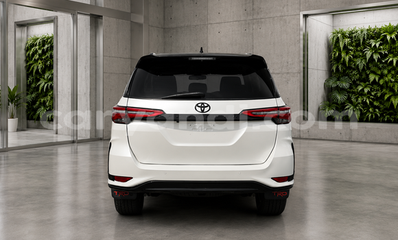 Buy Used Toyota Fortuner White Car in Lusaka in Zambia Buy Used Toyota Fortuner White Car in Lusaka in Zambia