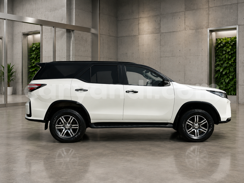 Big with watermark toyota fortuner zambia lusaka 38075