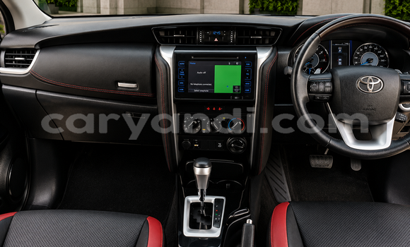 Buy Used Toyota Fortuner White Car in Lusaka in Zambia Buy Used Toyota Fortuner White Car in Lusaka in Zambia