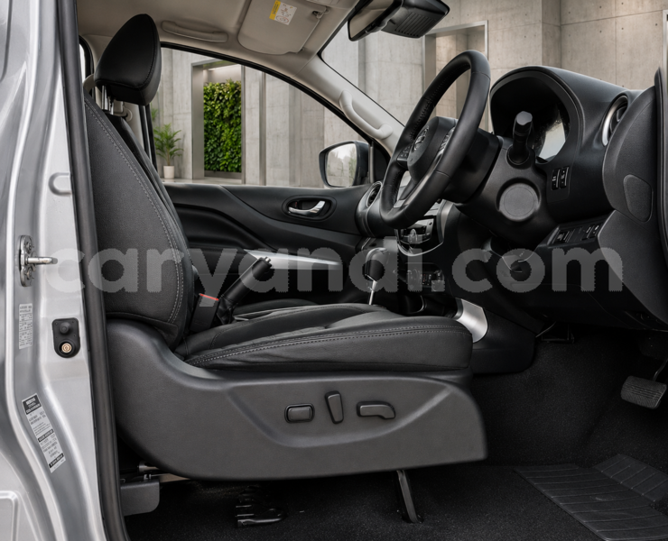 Big with watermark nissan navara zambia lusaka 38109