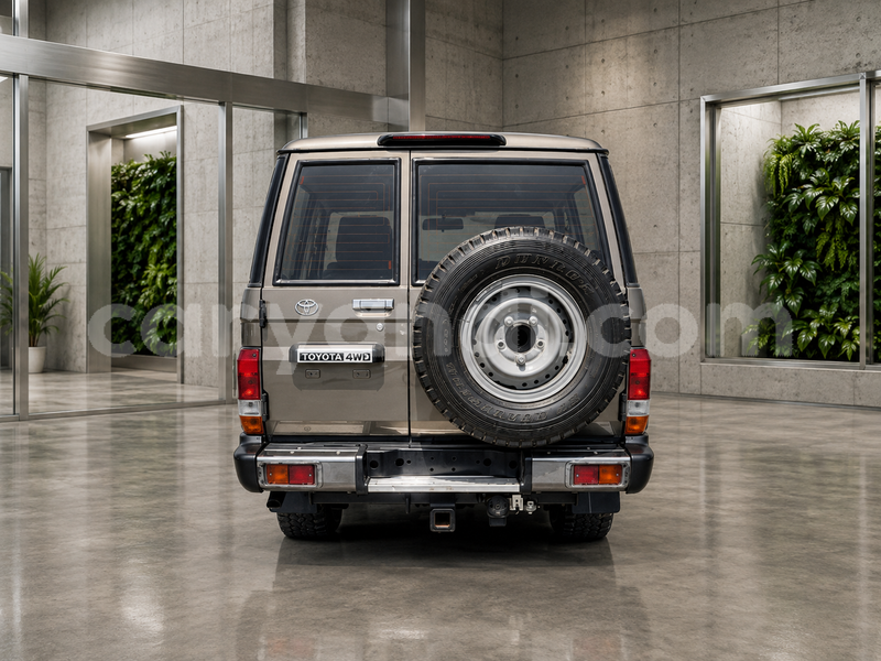Big with watermark toyota land cruiser north western zambezi 38110