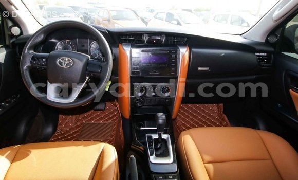 Nunua Imported Toyota Fortuner Nyingine Gari ndani ya Import - Dubai nchini Zambia Nunua Imported Toyota Fortuner Nyingine Gari ndani ya Import - Dubai nchini Zambia
