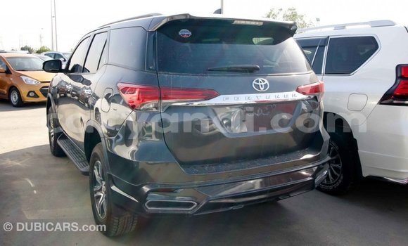 Nunua Imported Toyota Fortuner Nyingine Gari ndani ya Import - Dubai nchini Zambia Nunua Imported Toyota Fortuner Nyingine Gari ndani ya Import - Dubai nchini Zambia
