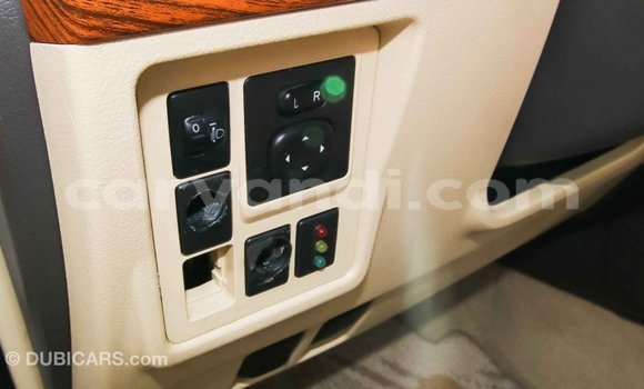 Acheter Import Voiture Toyota Prado Blanc à Import - Dubai, Zambie Acheter Import Voiture Toyota Prado Blanc à Import - Dubai, Zambie