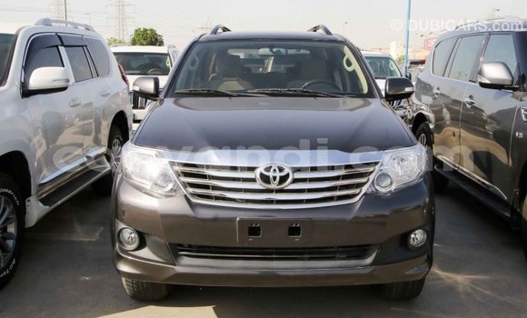 Tenga Imported Toyota Fortuner Zvimwe Mota in Import - Dubai in Zambia Tenga Imported Toyota Fortuner Zvimwe Mota in Import - Dubai in Zambia