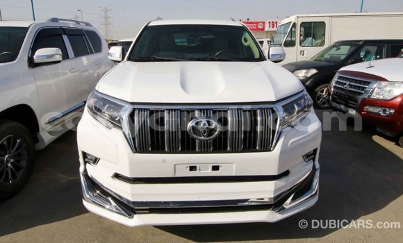 Acheter Import Voiture Toyota Prado Blanc à Import - Dubai, Zambie Acheter Import Voiture Toyota Prado Blanc à Import - Dubai, Zambie