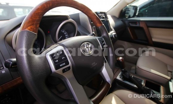 Acheter Import Voiture Toyota Prado Blanc à Import - Dubai, Zambie Acheter Import Voiture Toyota Prado Blanc à Import - Dubai, Zambie
