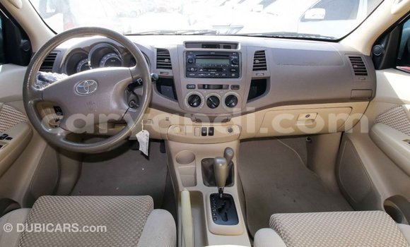 Nunua Imported Toyota Fortuner Nyeupe Gari ndani ya Import - Dubai nchini Zambia Nunua Imported Toyota Fortuner Nyeupe Gari ndani ya Import - Dubai nchini Zambia