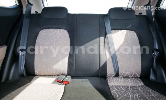 Acheter Import Voiture Hyundai i10 Blanc à Import - Dubai, Zambie Acheter Import Voiture Hyundai i10 Blanc à Import - Dubai, Zambie