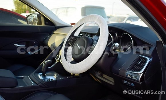 Acheter Import Voiture Jaguar E-Pace Rouge à Import - Dubai, Zambie Acheter Import Voiture Jaguar E-Pace Rouge à Import - Dubai, Zambie