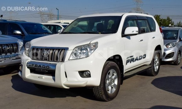 Acheter Import Voiture Toyota Prado Blanc à Import - Dubai, Zambie Acheter Import Voiture Toyota Prado Blanc à Import - Dubai, Zambie