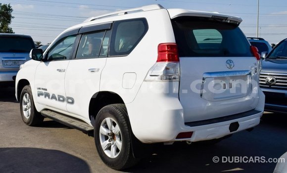 Acheter Import Voiture Toyota Prado Blanc à Import - Dubai, Zambie Acheter Import Voiture Toyota Prado Blanc à Import - Dubai, Zambie