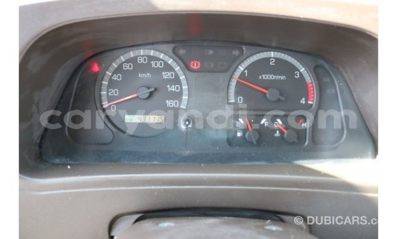 Buy Import Mitsubishi L400 White Truck in Import - Dubai in Zambia