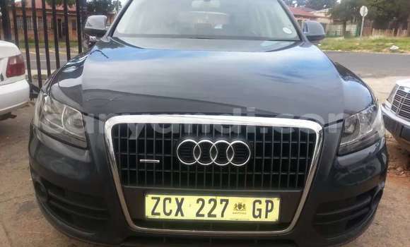Acheter Occasion Voiture Audi Q5 Noir à Livingstone, Zambie Acheter Occasion Voiture Audi Q5 Noir à Livingstone, Zambie