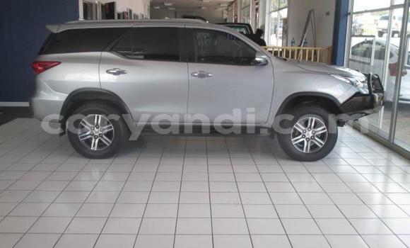 Tenga Tsaru Toyota Fortuner Sirivha Mota in Lusaka in Zambia Tenga Tsaru Toyota Fortuner Sirivha Mota in Lusaka in Zambia