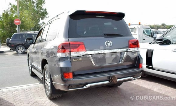 Tenga Imported Toyota Land Cruiser Zvimwe Mota in Import - Dubai in Zambia Tenga Imported Toyota Land Cruiser Zvimwe Mota in Import - Dubai in Zambia