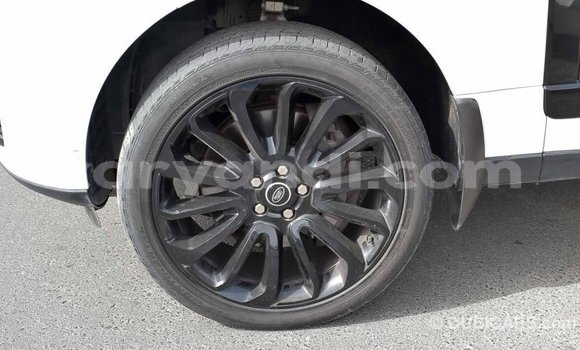 Tenga Imported Land Rover Range Rover Chena Mota in Import - Dubai in Zambia Tenga Imported Land Rover Range Rover Chena Mota in Import - Dubai in Zambia