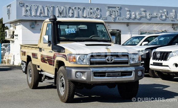 Buy Import Toyota Land Cruiser Beige Car in Import - Dubai in Zambia Buy Import Toyota Land Cruiser Beige Car in Import - Dubai in Zambia