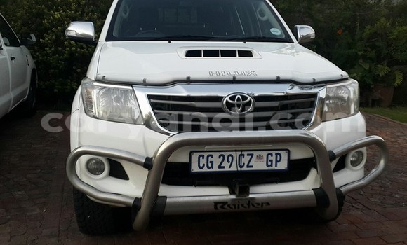 Tenga Tsaru Toyota Hilux Chena Mota in Chingola in Zambia Tenga Tsaru Toyota Hilux Chena Mota in Chingola in Zambia