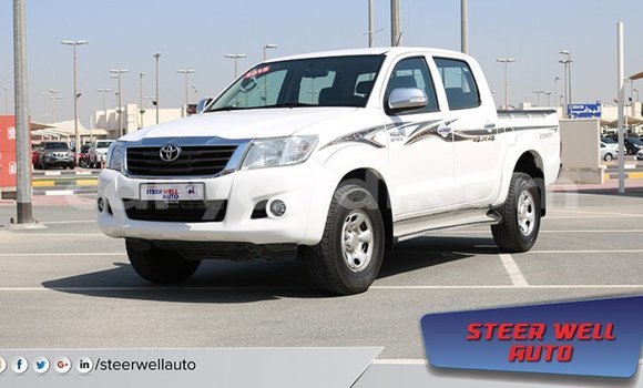 Nunua Imported Toyota Hilux Nyeupe Gari ndani ya Import - Dubai nchini Zambia Nunua Imported Toyota Hilux Nyeupe Gari ndani ya Import - Dubai nchini Zambia