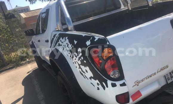 Buy Used Mitsubishi L200 White Car in Lusaka in Zambia Buy Used Mitsubishi L200 White Car in Lusaka in Zambia