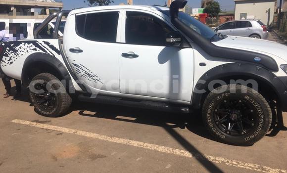 Buy Used Mitsubishi L200 White Car in Lusaka in Zambia Buy Used Mitsubishi L200 White Car in Lusaka in Zambia