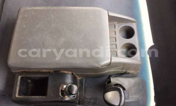 Nunua Ilio tumika Nissan UD Nyeupe Lori ndani ya Chingola nchini Zambia Nunua Ilio tumika Nissan UD Nyeupe Lori ndani ya Chingola nchini Zambia