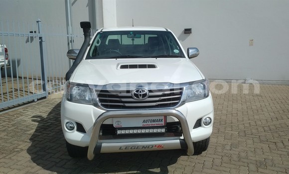 Nunua Ilio tumika Isuzu D–MAX Nyeupe Gari ndani ya Kalengwa nchini Kaskazini-Magharibi Nunua Ilio tumika Isuzu D–MAX Nyeupe Gari ndani ya Kalengwa nchini Kaskazini-Magharibi