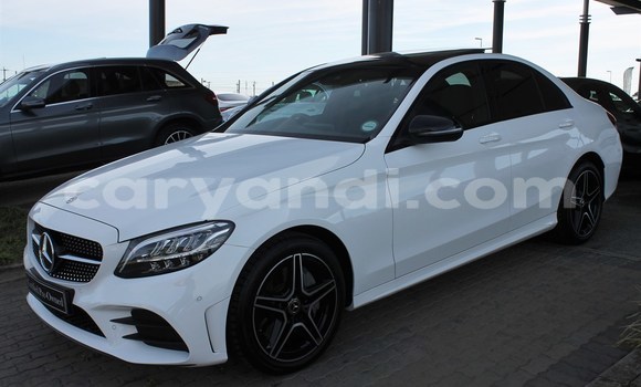 Tenga Tsaru Mercedes‒Benz C–Class Chena Mota in Lusaka in Zambia Tenga Tsaru Mercedes‒Benz C–Class Chena Mota in Lusaka in Zambia