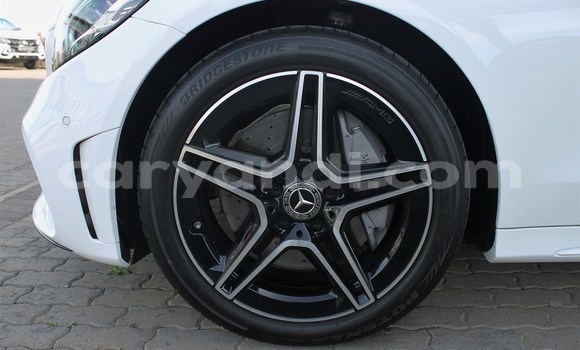 Tenga Tsaru Mercedes‒Benz C–Class Chena Mota in Lusaka in Zambia Tenga Tsaru Mercedes‒Benz C–Class Chena Mota in Lusaka in Zambia