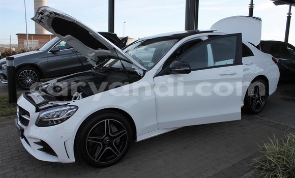 Tenga Tsaru Mercedes‒Benz C–Class Chena Mota in Lusaka in Zambia Tenga Tsaru Mercedes‒Benz C–Class Chena Mota in Lusaka in Zambia