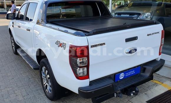 Acheter Occasion Voiture Ford Ranger Blanc à Livingstone, Zambie Acheter Occasion Voiture Ford Ranger Blanc à Livingstone, Zambie