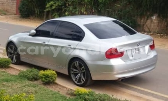 Tenga Tsaru BMW 3–Series Sirivha Mota in Lusaka in Zambia Tenga Tsaru BMW 3–Series Sirivha Mota in Lusaka in Zambia