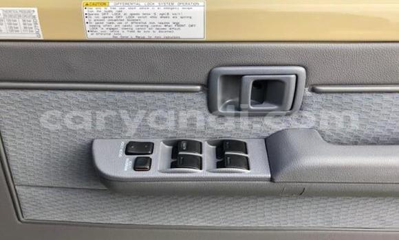 Tenga Tsaru Toyota Land Cruiser Zvimwe Mota in Livingstone in Zambia Tenga Tsaru Toyota Land Cruiser Zvimwe Mota in Livingstone in Zambia