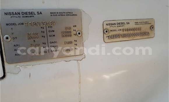 Acheter Occasion Utilitaire Nissan UD Blanc à Lusaka, Zambie Acheter Occasion Utilitaire Nissan UD Blanc à Lusaka, Zambie