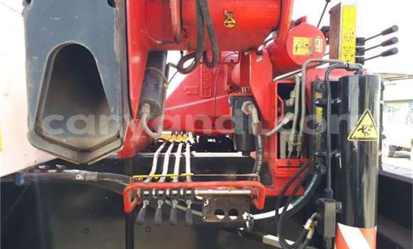 Acheter Occasion Utilitaire Nissan UD Blanc à Lusaka, Zambie Acheter Occasion Utilitaire Nissan UD Blanc à Lusaka, Zambie