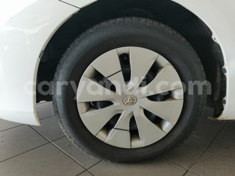 Big with watermark 2013 toyota auris 5