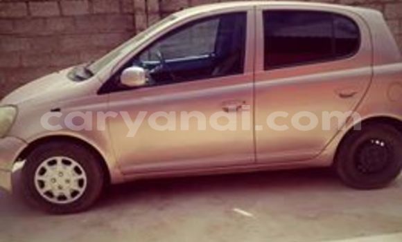 Acheter Occasion Voiture Toyota Vitz Marron à Lusaka, Zambie Acheter Occasion Voiture Toyota Vitz Marron à Lusaka, Zambie