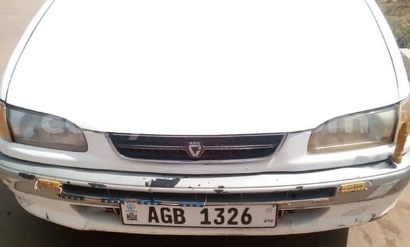 Nunua Ilio tumika Toyota Corolla Nyeupe Gari ndani ya Lusaka nchini Zambia Nunua Ilio tumika Toyota Corolla Nyeupe Gari ndani ya Lusaka nchini Zambia