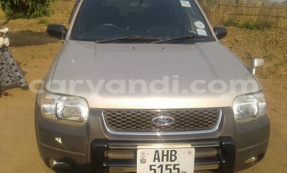 Nunua Ilio tumika Ford Escape Fedha Gari ndani ya Kabwe nchini Zambia Nunua Ilio tumika Ford Escape Fedha Gari ndani ya Kabwe nchini Zambia
