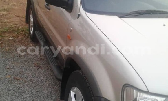Nunua Ilio tumika Ford Escape Fedha Gari ndani ya Kabwe nchini Zambia Nunua Ilio tumika Ford Escape Fedha Gari ndani ya Kabwe nchini Zambia