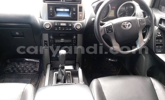 Nunua Ilio tumika Toyota Land Cruiser Prado Beige Gari ndani ya Lusaka nchini Zambia Nunua Ilio tumika Toyota Land Cruiser Prado Beige Gari ndani ya Lusaka nchini Zambia