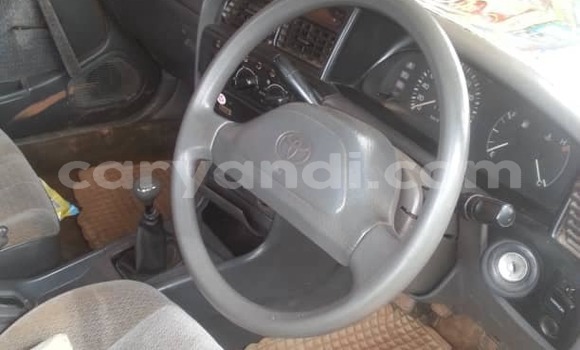 Nunua Ilio tumika Toyota Vista Nyingine Gari ndani ya Lusaka nchini Zambia Nunua Ilio tumika Toyota Vista Nyingine Gari ndani ya Lusaka nchini Zambia