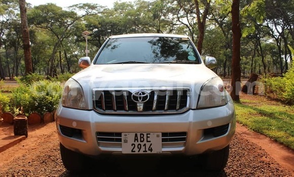 Nunua Ilio tumika Toyota Land Cruiser Prado Fedha Gari ndani ya Lusaka nchini Zambia Nunua Ilio tumika Toyota Land Cruiser Prado Fedha Gari ndani ya Lusaka nchini Zambia