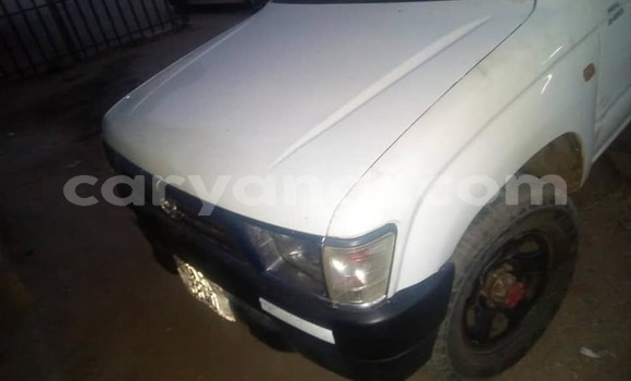 Nunua Ilio tumika Toyota Hilux Nyeupe Gari ndani ya Kitwe nchini Zambia Nunua Ilio tumika Toyota Hilux Nyeupe Gari ndani ya Kitwe nchini Zambia