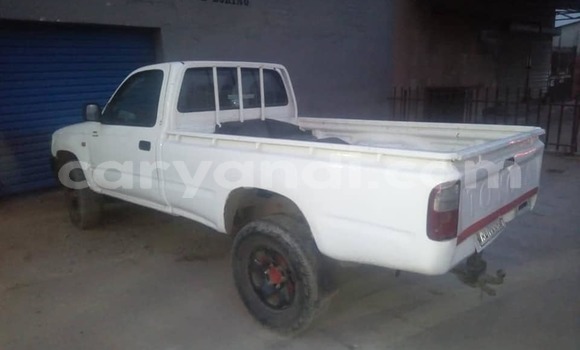 Nunua Ilio tumika Toyota Hilux Nyeupe Gari ndani ya Kitwe nchini Zambia Nunua Ilio tumika Toyota Hilux Nyeupe Gari ndani ya Kitwe nchini Zambia